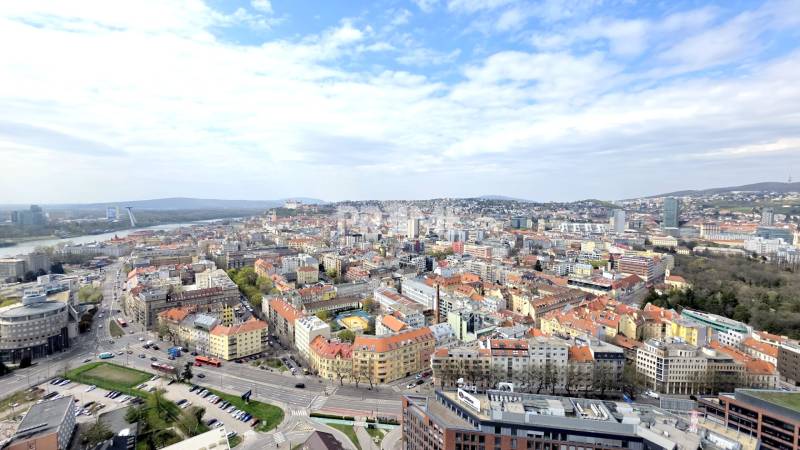 JEDINEČNÝ 2i byt, NOVOSTAVBA, KLÍMA, VÝHĽAD, PARKING, SKY PARK