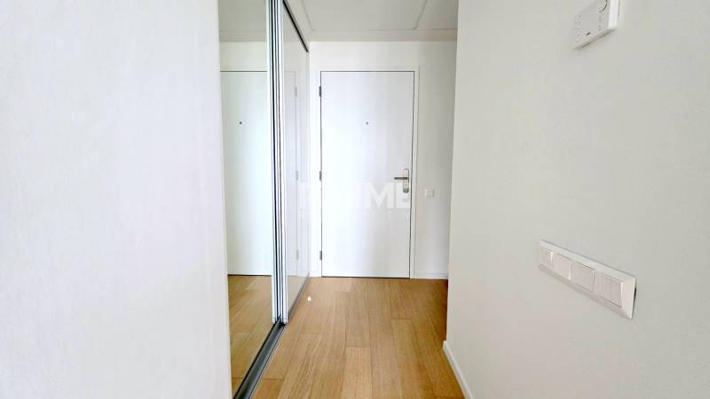 JEDINEČNÝ 2i byt, NOVOSTAVBA, KLÍMA, VÝHĽAD, PARKING, SKY PARK