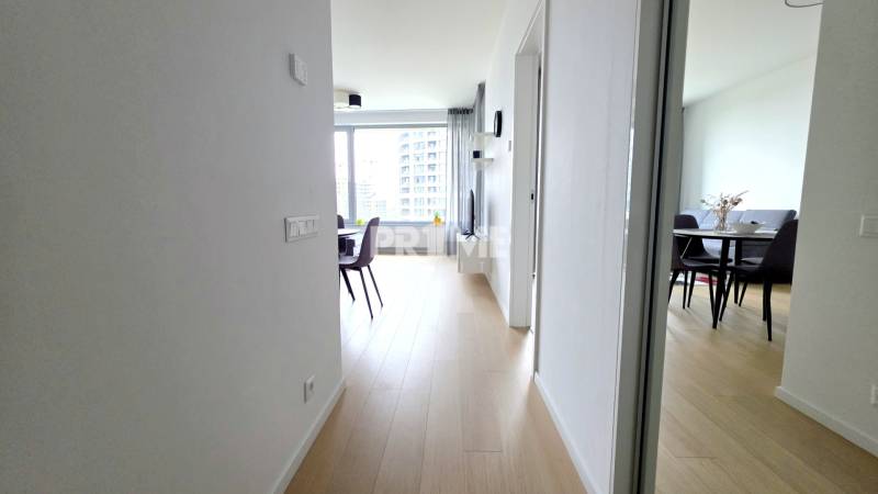 JEDINEČNÝ 2i byt, NOVOSTAVBA, KLÍMA, VÝHĽAD, PARKING, SKY PARK