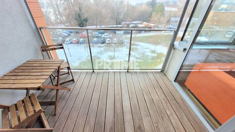 MODERNÝ 2i byt ( 79 m2 ), LOGGIA, PARKING, Karloveské rameno