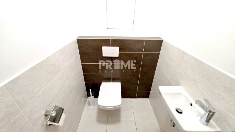 MODERNÝ 2i byt, NOVÝ RUŽINOV, PARKING, KLÍMA, BALKÓN, Bajkálska ulica