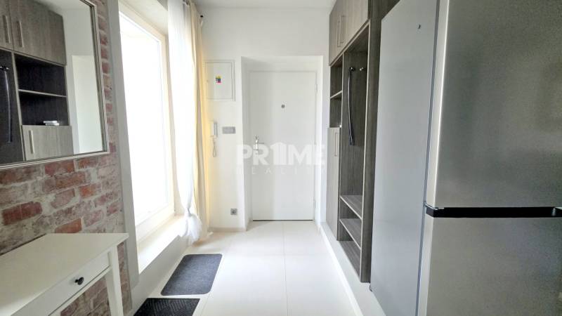 MODERNÝ 1i byt, REKONŠTRUKCIA, VÝHĽAD,BALKÓN, KLÍMA, Dostojevského rád