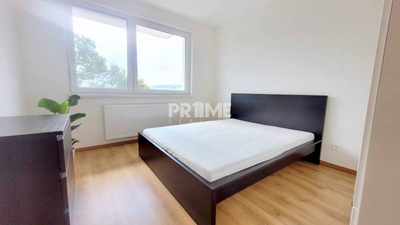 MODERNÝ 2i BYT, OVOCNÉ.SADY, PARKING,KLÍMA, BALKÓN, Ivanská cesta