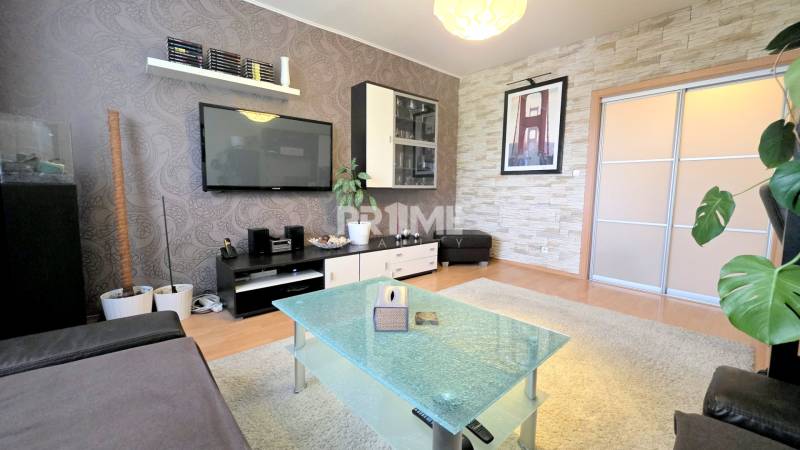 MODERNÝ 3i byt, 3 X SAMOSTATNÁ IZBA, LOGGIA, Prokofievova ulica