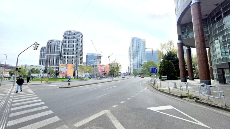 MODERNÝ 1i byt, REKONŠTRUKCIA, VÝHĽAD,BALKÓN, KLÍMA, Dostojevského rád