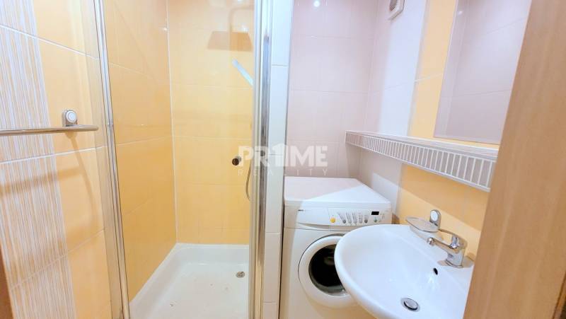 Pekný 2i byt, REKONŠTRUKCIA, TICHÁ ČASŤ, ulica A.Gwerkovej, Petržalka