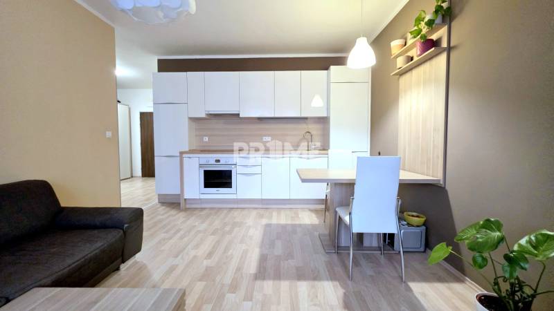 MODERÝ 2i byt, NOVOSTAVBA, BALKÓN, KLÍMA, Lužná ulica, Zač.Petržalky