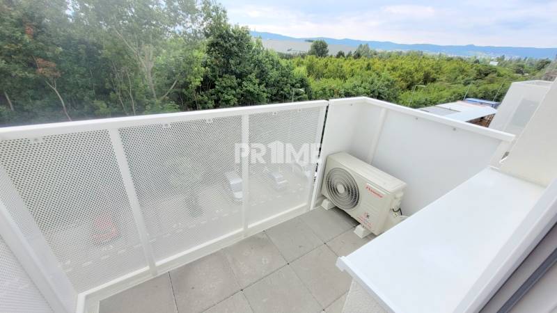 MODERNÝ 2i BYT, OVOCNÉ.SADY, PARKING,KLÍMA, BALKÓN, Ivanská cesta