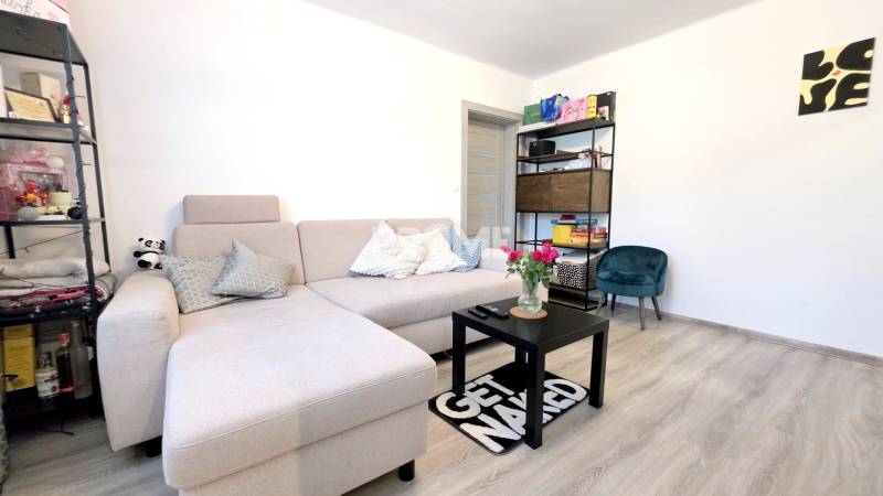 MODERNÝ 2i byt, REKONŠTRUKCIA, Pionierska ulica, Nové Mesto