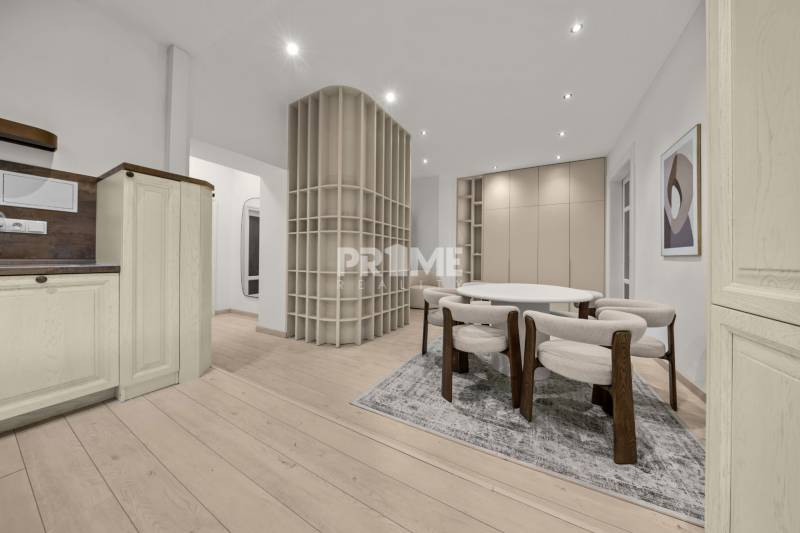  EXKLUZÍVNY, VEĽKOMETRÁŽNY 3i byt ( 130 m2 ), REKONŠTRUKCIA, CENTRUM