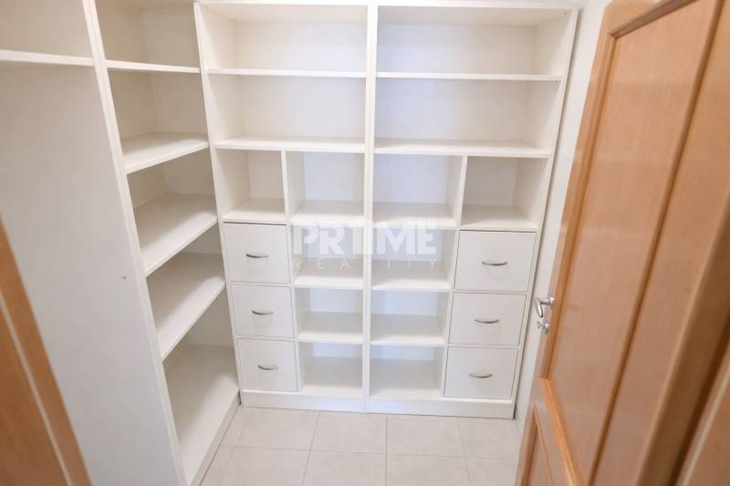 VEĽKOMETRÁŽNY 3i byt, 2xkúpeľňa, šatník, balkón, klíma, garáž, CENTRUM