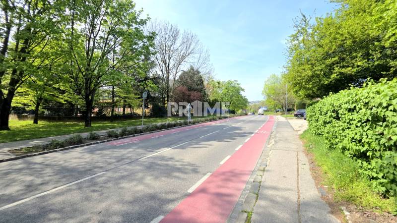 MODERNÝ 2i byt, REKONŠTRUKCIA, Pionierska ulica, Nové Mesto