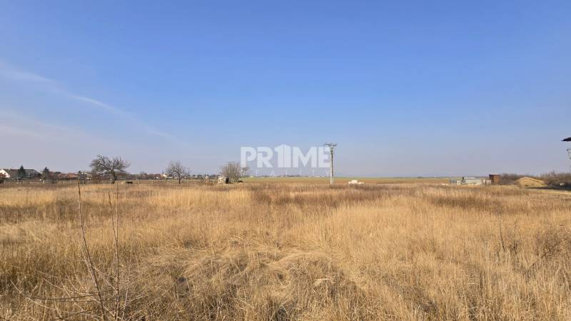 Stavebný pozemok – 970 m2, obec Jablonec – blízko Cífera