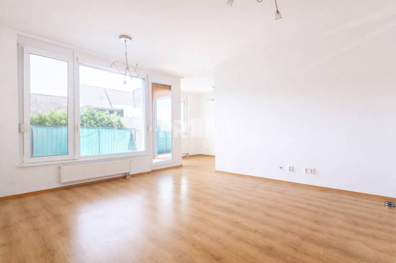 Priestranný 3i byt, loggia, parking, projekt Boria, Drieňová, Ružinov