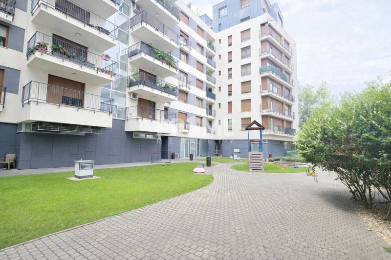 Priestranný 3i byt, loggia, parking, projekt Boria, Drieňová, Ružinov