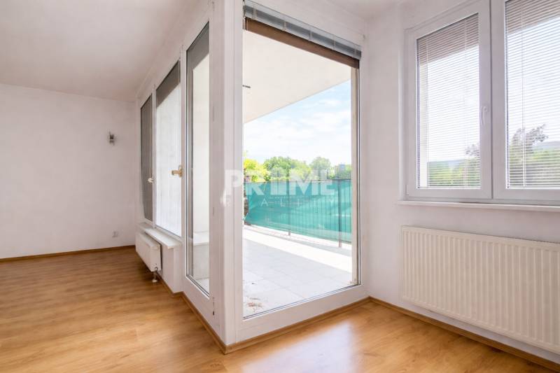 Priestranný 3i byt, loggia, parking, projekt Boria, Drieňová, Ružinov