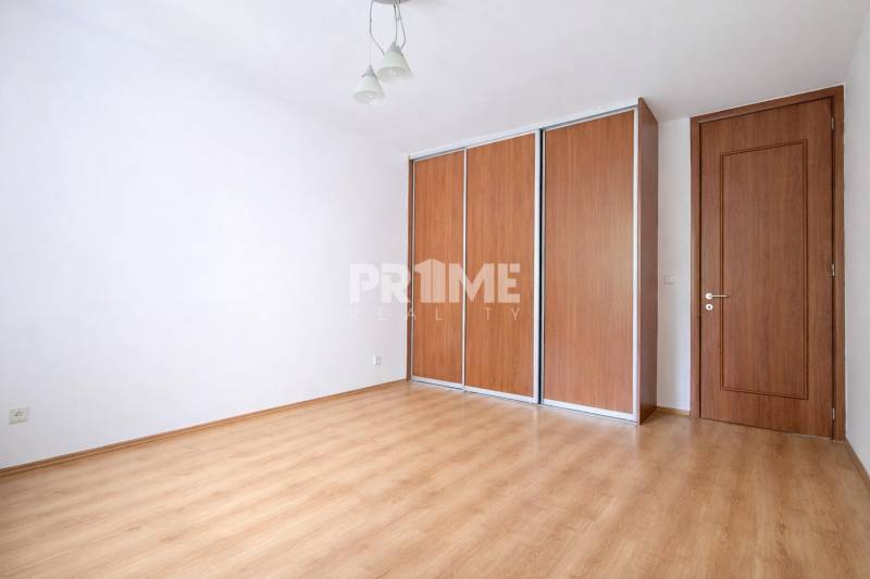Priestranný 3i byt, loggia, parking, projekt Boria, Drieňová, Ružinov