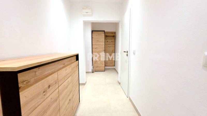 MODERNÝ 3i BYT, REKONŠTRUKCIA, 2 X BALKÓN, Exnárova ulica, Ružinov