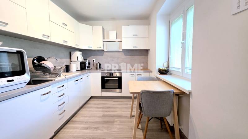 MODERNÝ 2i byt, REKONŠTRUKCIA, Pionierska ulica, Nové Mesto