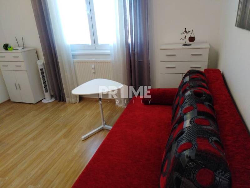 Pekná Garsónka, REKONŠTRUKCIA, CENTR.TRHOVISKO, Záhradnícka ulica