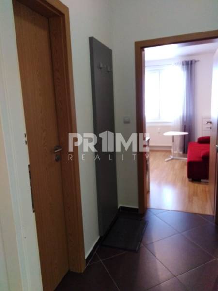 Pekná Garsónka, REKONŠTRUKCIA, CENTR.TRHOVISKO, Záhradnícka ulica