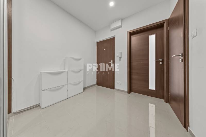 MODERNÝ 2i byt, REKONŠTRUKCIA, KLÍMA, MOZARTOVA ulica, Horský park