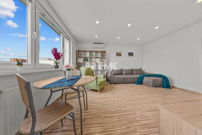 MODERNÝ 2i byt, REKONŠTRUKCIA, KLÍMA, MOZARTOVA ulica, Horský park