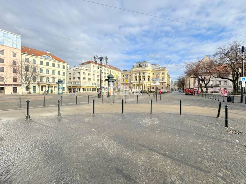 EXKLUZÍVNE, Štýlový 2i byt,, Hviezdoslavovo námestie, Staré.Mesto 