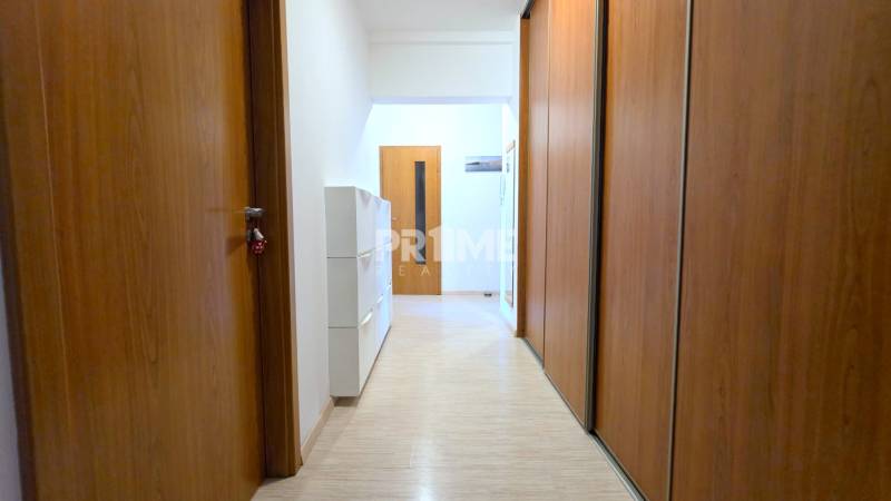  Pekný 2i byt, DOG FRIENDLY, KLÍMA, Budovateľská ulica, NIVY