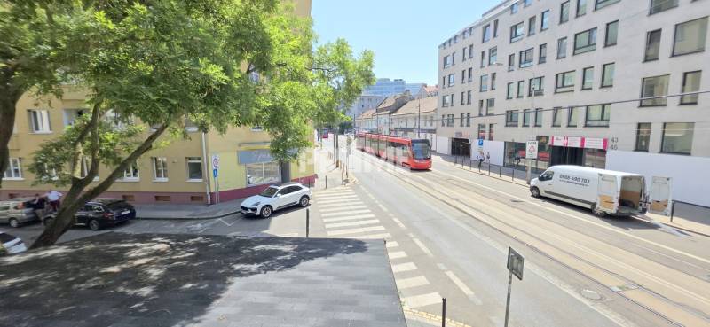  PRIESTRANNÝ 2i byt, BLUMENTÁL, CENTRUM, LOGGIA, Wilsonova ulica