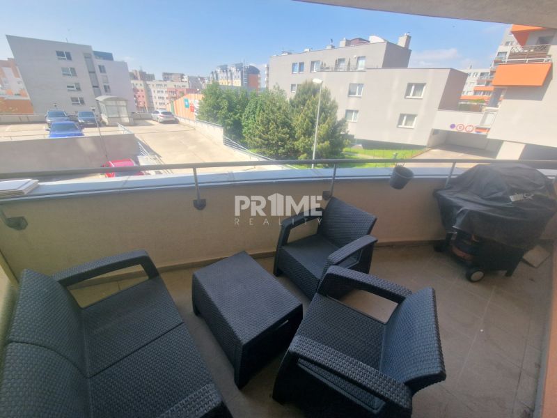 Veľký 2i byt s dvoma loggiami, parking, pivnica,novostavba,Karlova Ves