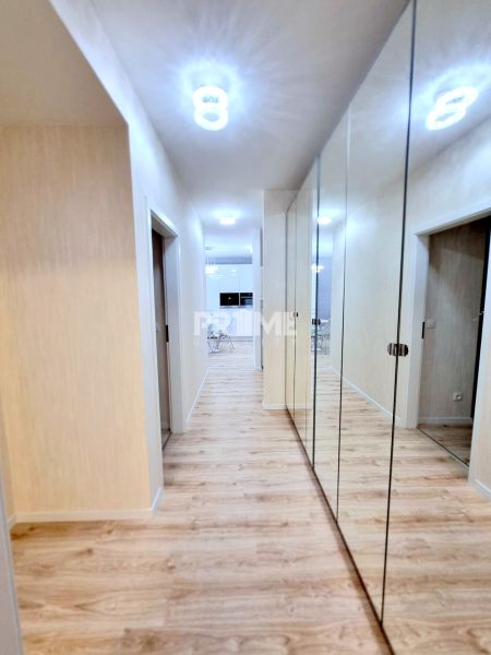 MODERNÝ 3i BYT, OVOCNÉ SADY, PARKING, KLÍMA, BALKÓN, Ivanská cesta