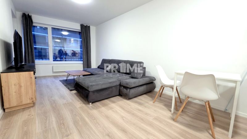 U NÁS !!! MODERNÝ 2i,NOVOSTAVBA, LOGGIA, Slnečnice UNIQ, Fialova ulica