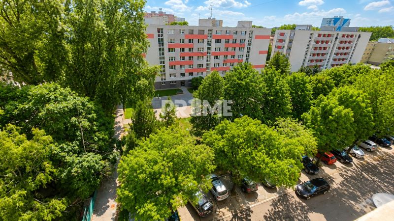 3-izbový byt s 2 loggiami a výhľadom do zelene | Romanova, Petržalka