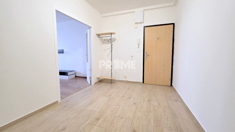 Pekný 3i byt, 3 X NEPRIECH.IZBA, 2 X LOGGIA, Osuského ulica, Petržalka
