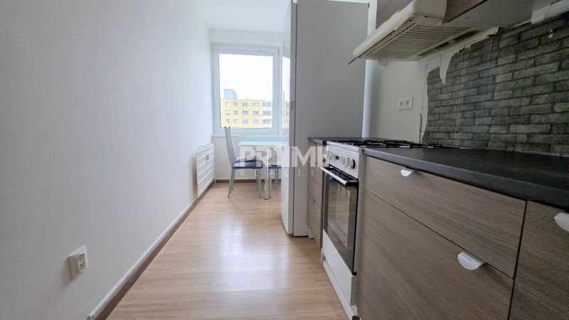 Pekný 3i byt, 3 X NEPRIECH.IZBA, 2 X LOGGIA, Osuského ulica, Petržalka