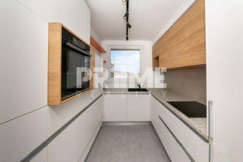 MODERNÝ 3I byt, REKONŠTRUKCIA, LOGGIA, Tehelná ulica, Nové Mesto