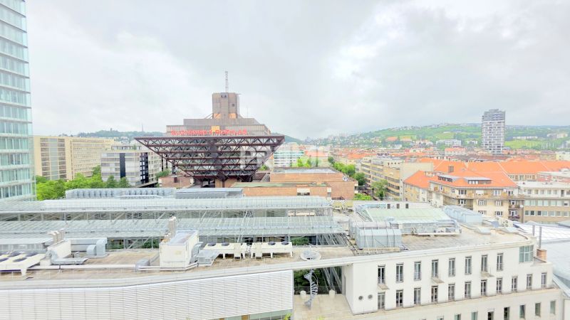 Pekný 2i byt, REKONŠTRUKCIA, SLOV.ROZHLAS, Fazuľová ulica, Staré Mesto
