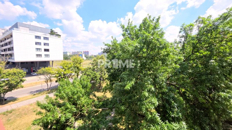 PEKNÝ 4i Byt, REKONŠTRUKCIA, KLÍMA, LOGGIA, Brančská ulica, Petržalka