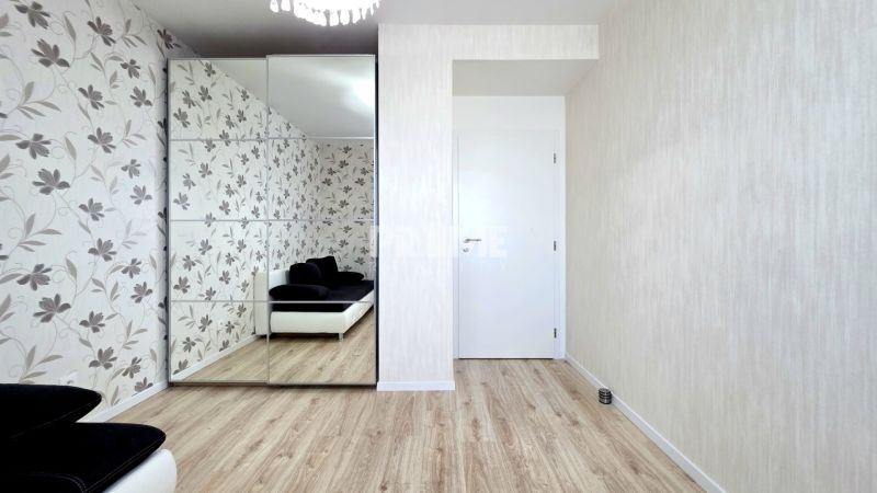 MODERNÝ 3i BYT, OVOCNÉ SADY, PARKING, KLÍMA, BALKÓN, Ivanská cesta