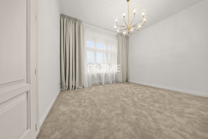  EXKLUZÍVNY, VEĽKOMETRÁŽNY 3i byt ( 130 m2 ), REKONŠTRUKCIA, CENTRUM