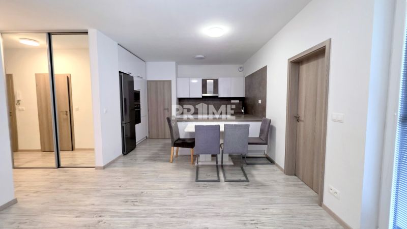 MODERNÝ 3i byt, SLNEČNICE, PARKING, LOGGIA, Zuzany Chalupovej