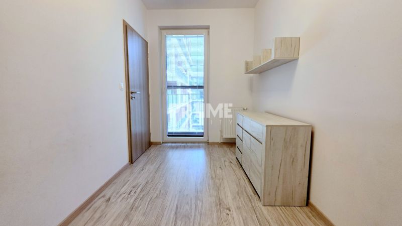 MODERNÝ 3i byt, SLNEČNICE, PARKING, LOGGIA, Zuzany Chalupovej