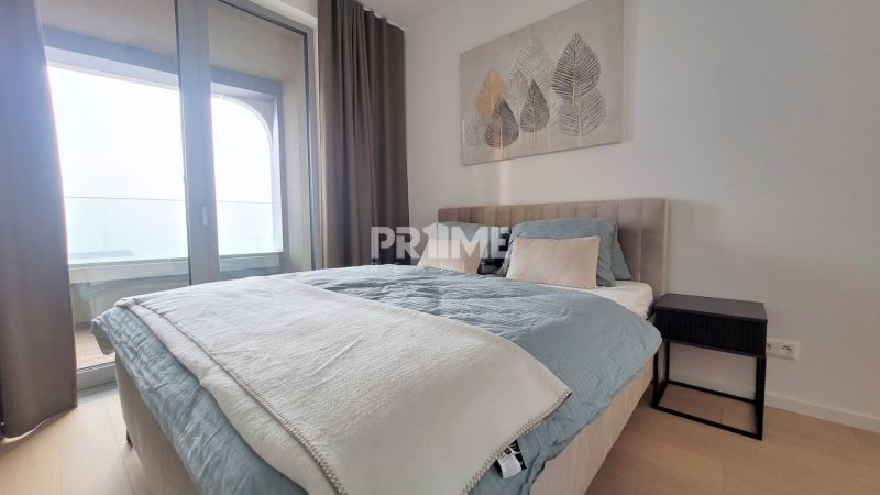 JEDINEČNÝ 2i byt ( 21,p.),KLÍMA,LOGGIA,PARKING,SKY PARK,Továrenská ul.