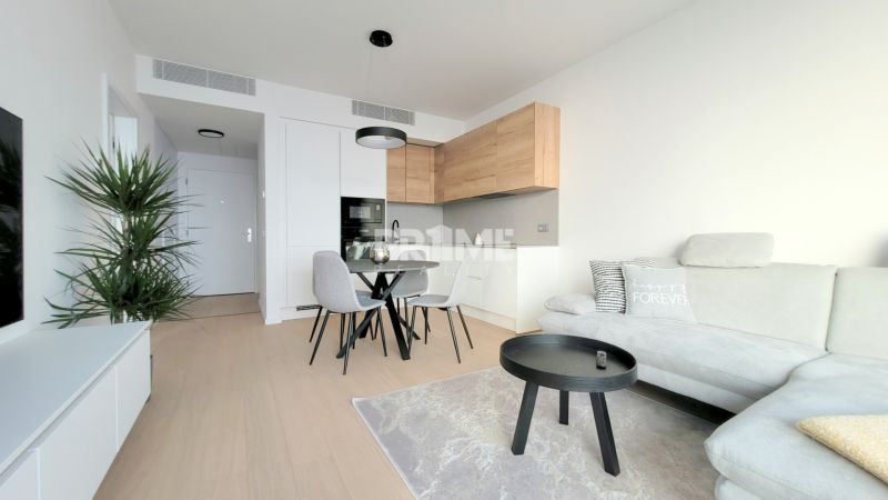 JEDINEČNÝ 2i byt ( 21,p.),KLÍMA,LOGGIA,PARKING,SKY PARK,Továrenská ul.