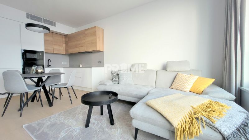 JEDINEČNÝ 2i byt ( 21,p.),KLÍMA,LOGGIA,PARKING,SKY PARK,Továrenská ul.