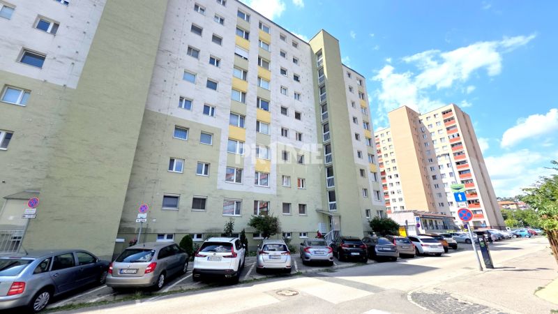 MODERNÝ 3I byt, REKONŠTRUKCIA, LOGGIA, Tehelná ulica, Nové Mesto