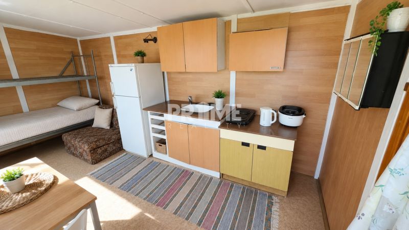 Slnečný rekreačný pozemok 521 m² s chatkou,Nové Košariská