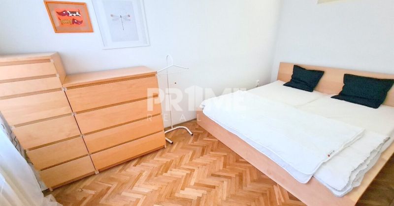 Pekný 2i byt, REKONŠTRUKCIA, MEDICKÁ ZÁHRADA, Májkova ulica