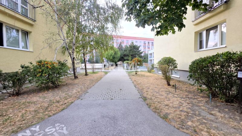 ŠTÝLOVÝ 3i byt, REKONŠTRUKCIA, KLÍMA, Plzenská ulica, Nové Mesto